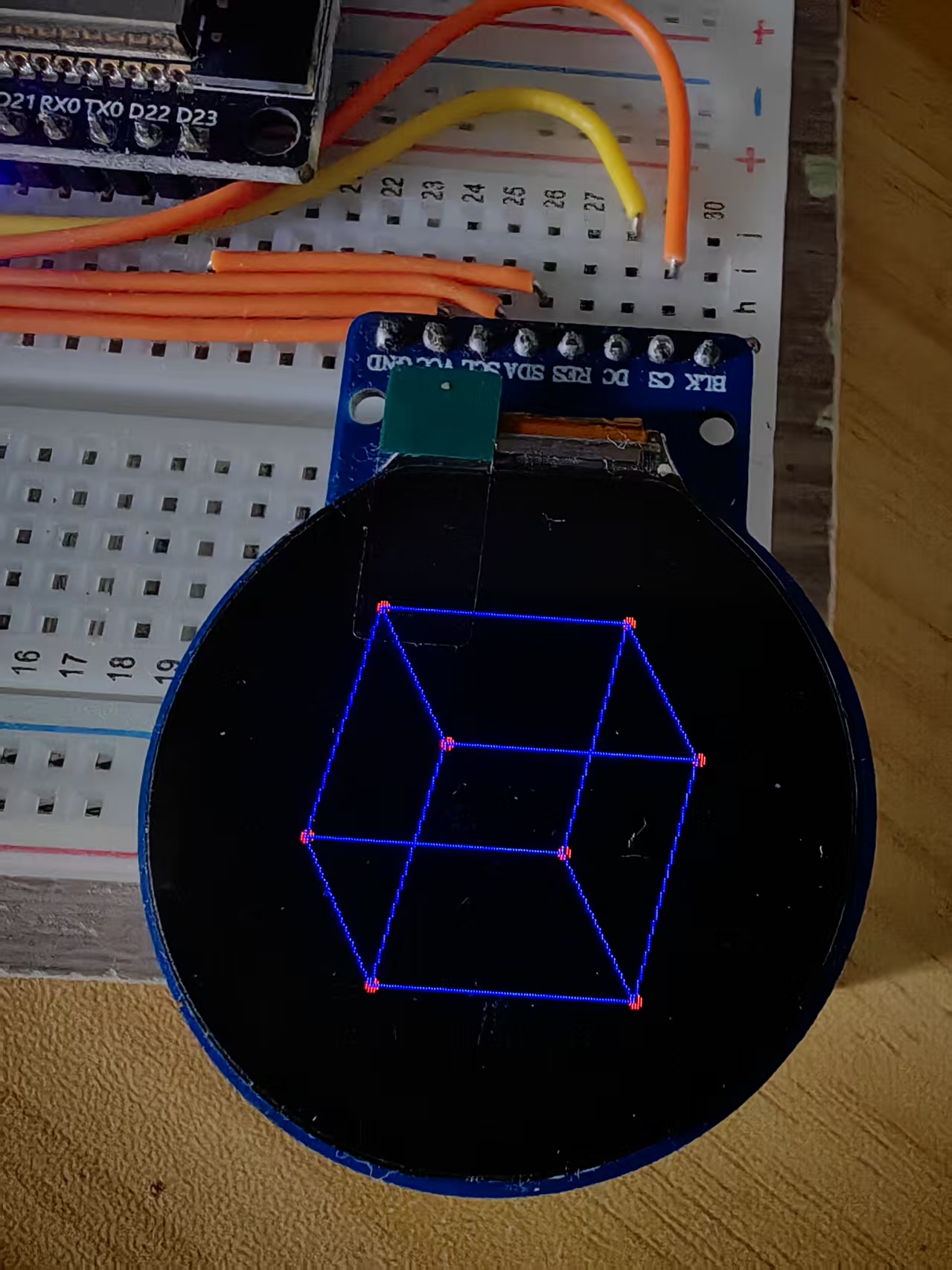 【花雕学编程】Arduino动手做（249）--GC9A01红色顶点立方体图3