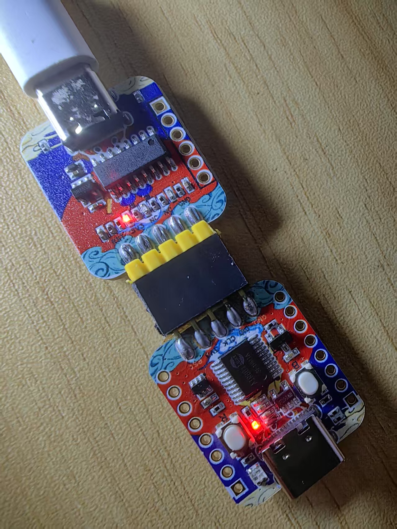 【花雕学编程】Arduino动手做（193）--AIR001最小系统国风板图1