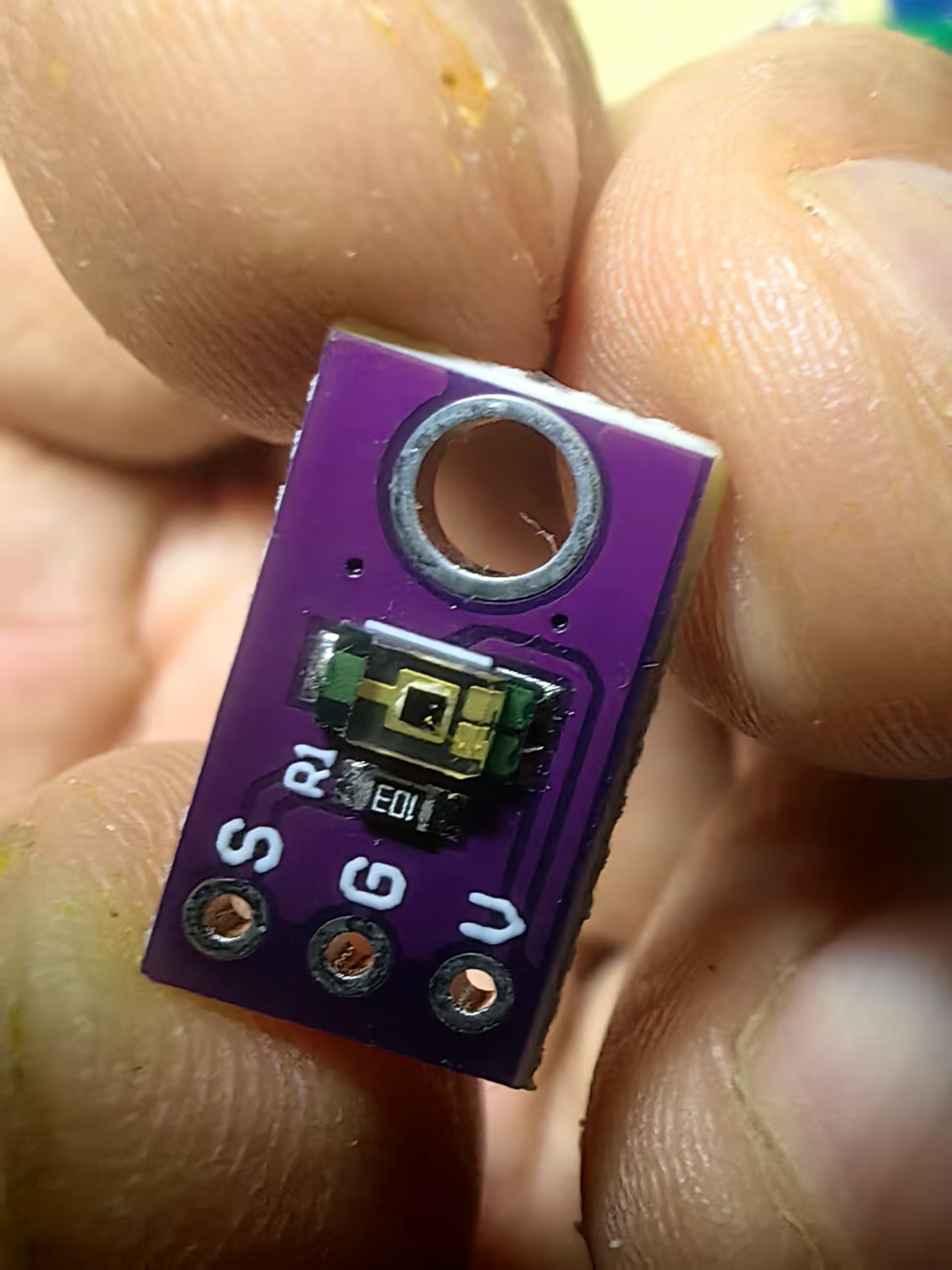 【花雕学编程】Arduino动手做(255)---TEMT6000 模块4个实验图1
