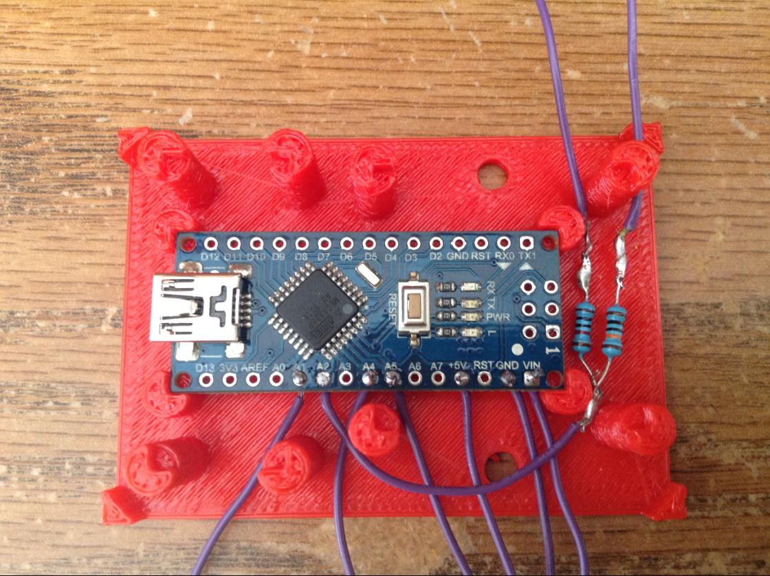 【Arduino 动手做】3D 打印 Arduino OLED 电表图2