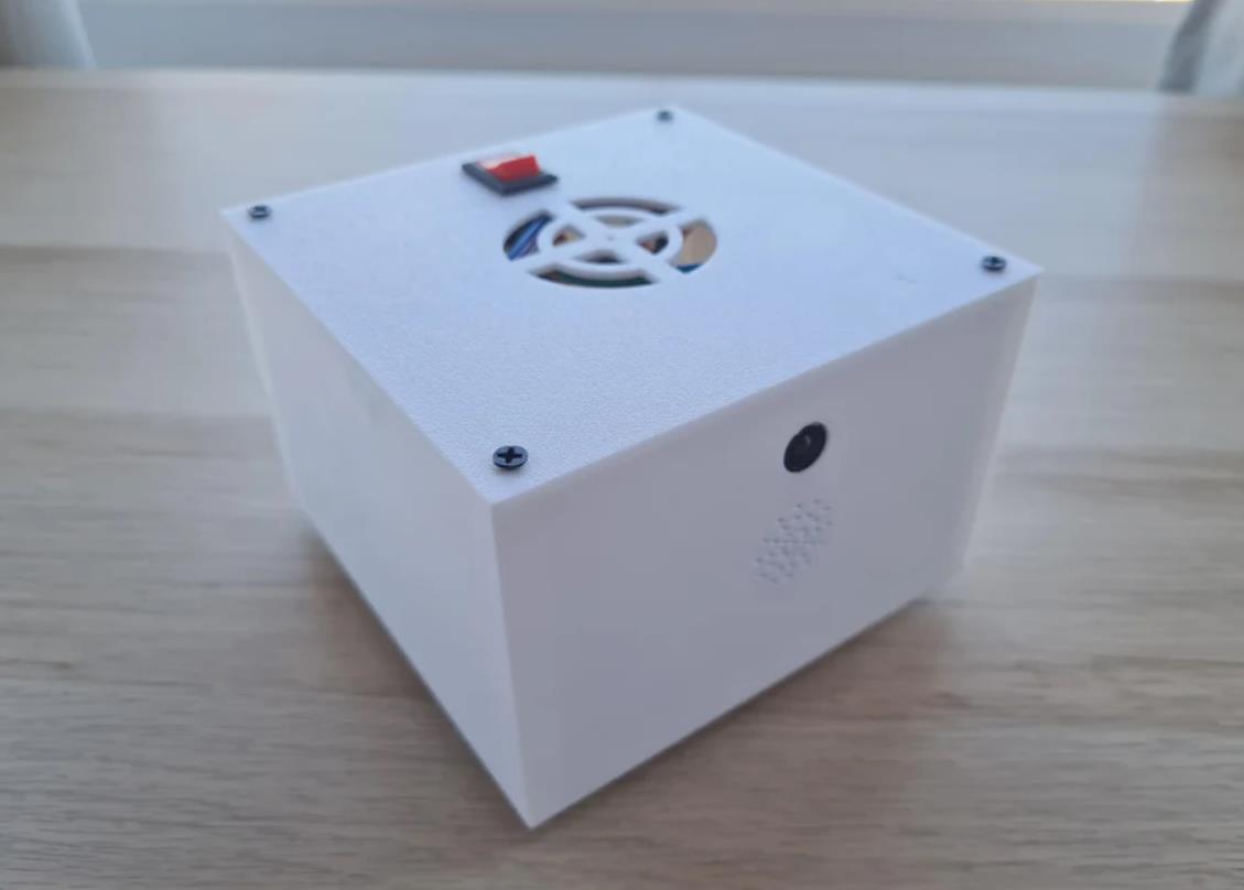 【Arduino 动手做】带有摄像头的 Web 控制 ESP32 桌面机器人封面1
