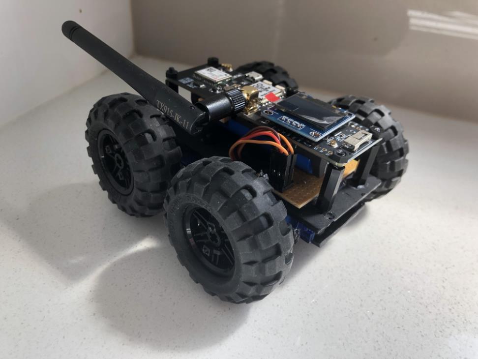 【Arduino 动手做】使用TTGO T-Beam 的 ESP32 舵机机器人封面3