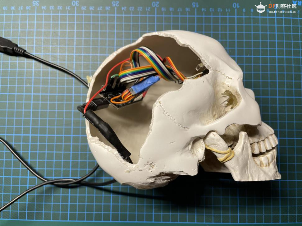 【Arduino 动手做】不可思议的眼睛万圣节骷髅电子动画图1