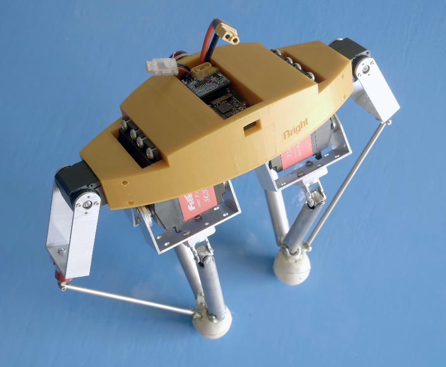 【Arduino 动手做】尝试并联结构 Delta 制作双足机器人的腿图1