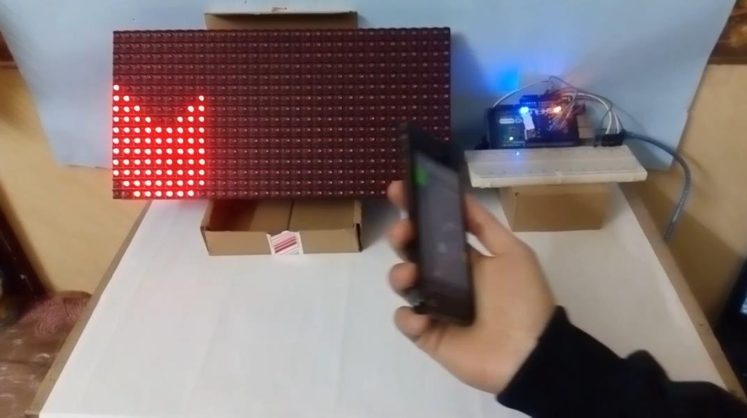 【Arduino 动手做】随手势移动的 P10 LED 矩阵波浪图1