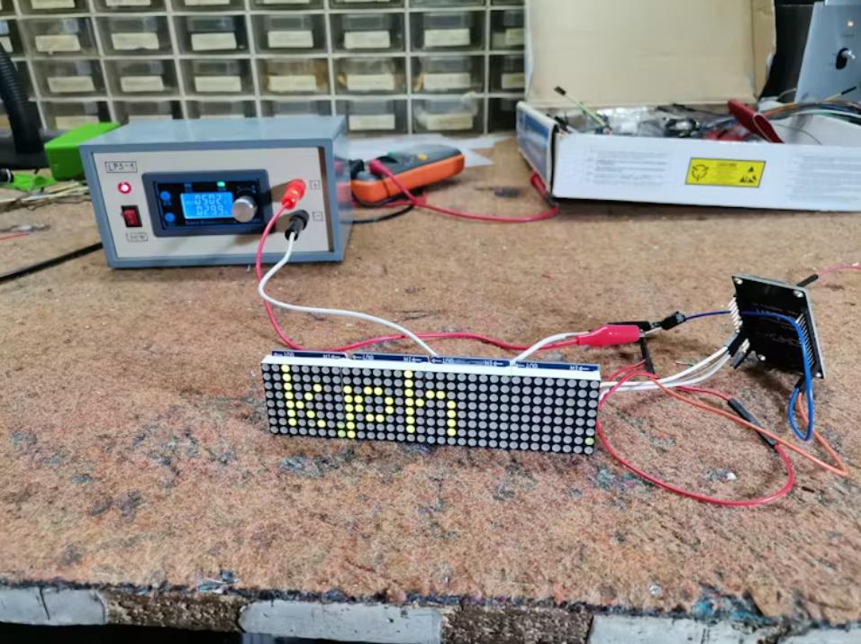 【Arduino 动手做】ESP8266 LED 矩阵时钟、天气、新闻图2