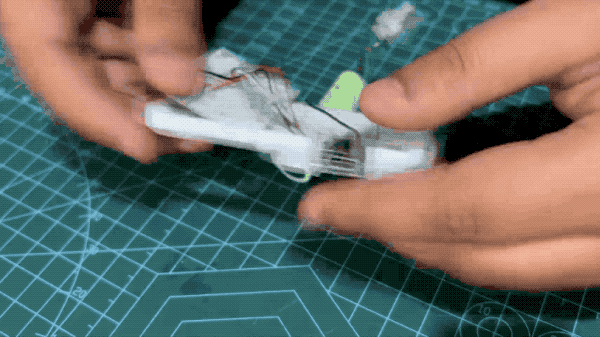 用ESP32 DIY迷你贪吃蛇游戏机，唤醒你的童年记忆！封面1