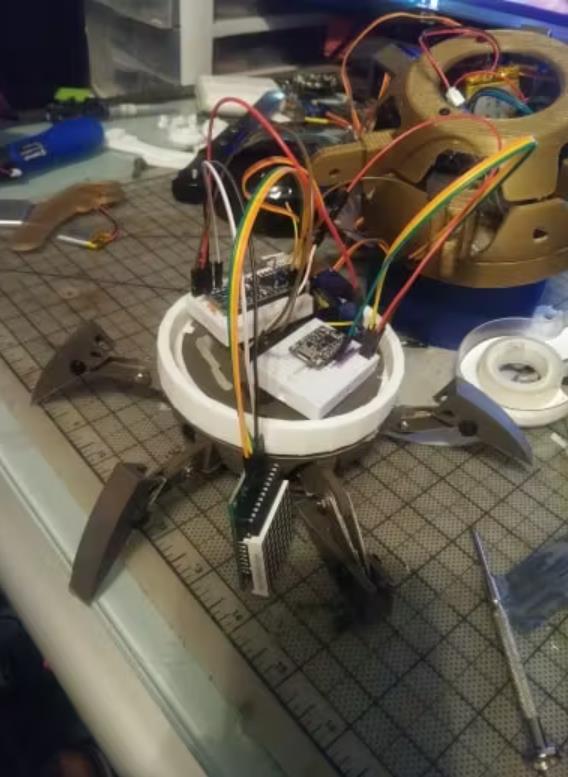 【Arduino 动手做】Anansi：一个很酷的蜘蛛状机器人图9