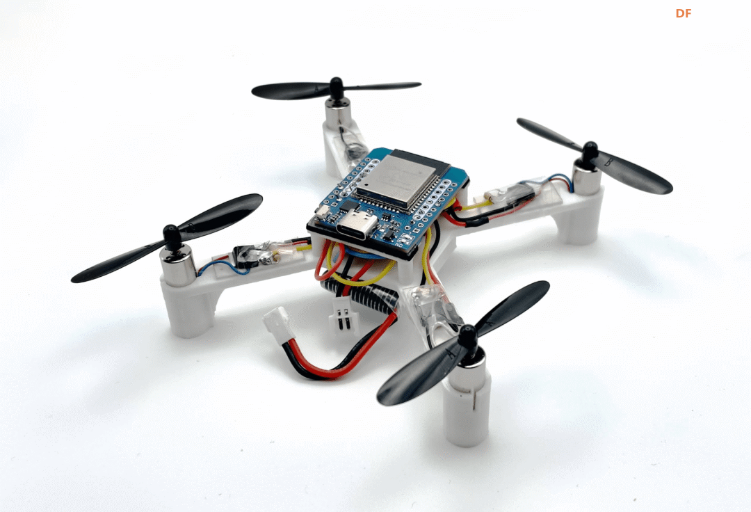 极简ESP32四轴飞行器、人人都能玩的开源3D打印机械臂...图1