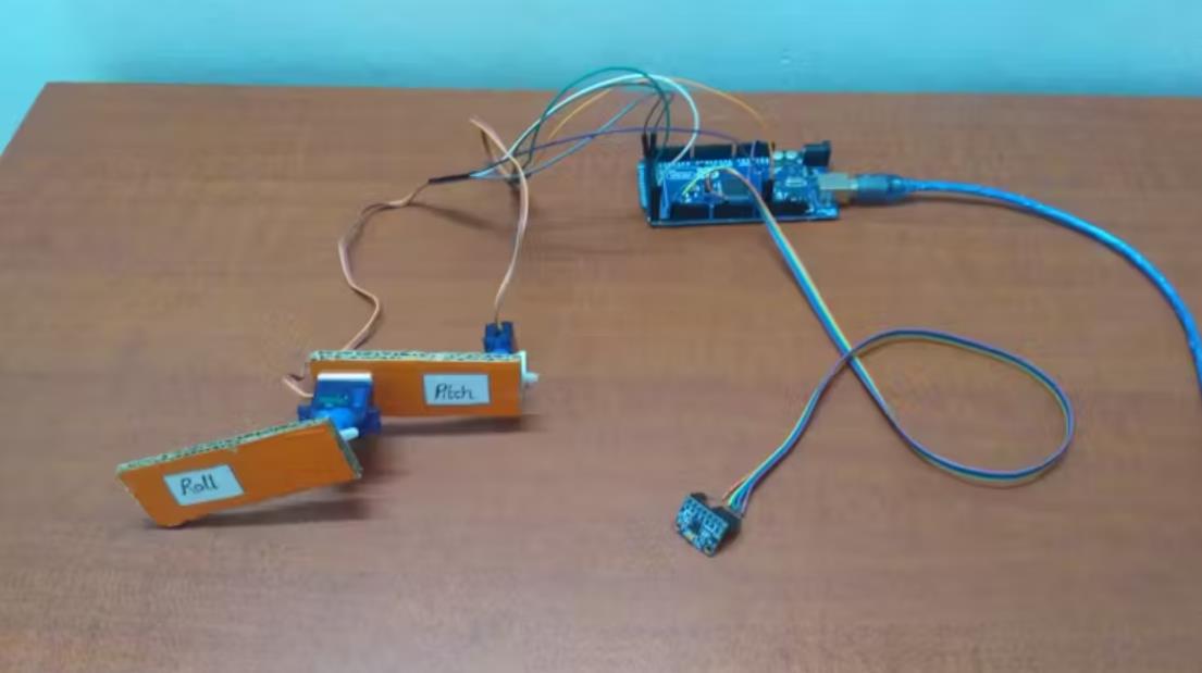 【Arduino 动手做】由 MPU-6050 控制的简单 2 轴伺服机械臂图5
