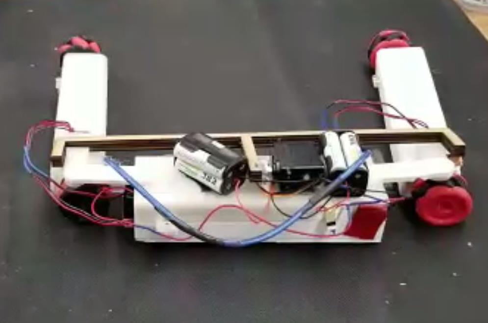 【Arduino 动手做】采用麦克纳姆轮的变形机器人图5