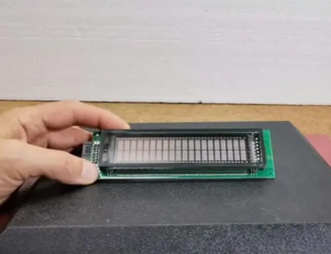 【Arduino 动手做】在 VFD 显示屏上 DIY 音频频谱分析仪图2