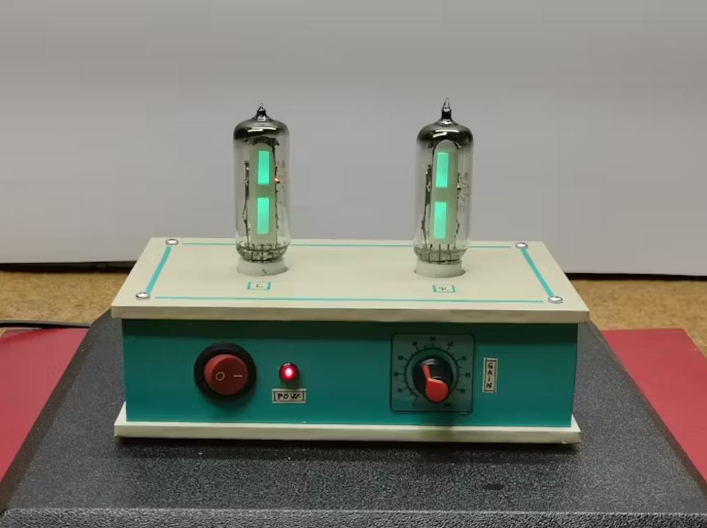 【Arduino 动手做】如何制作 EM84 （6E2） 真空管立体 VU 表图1