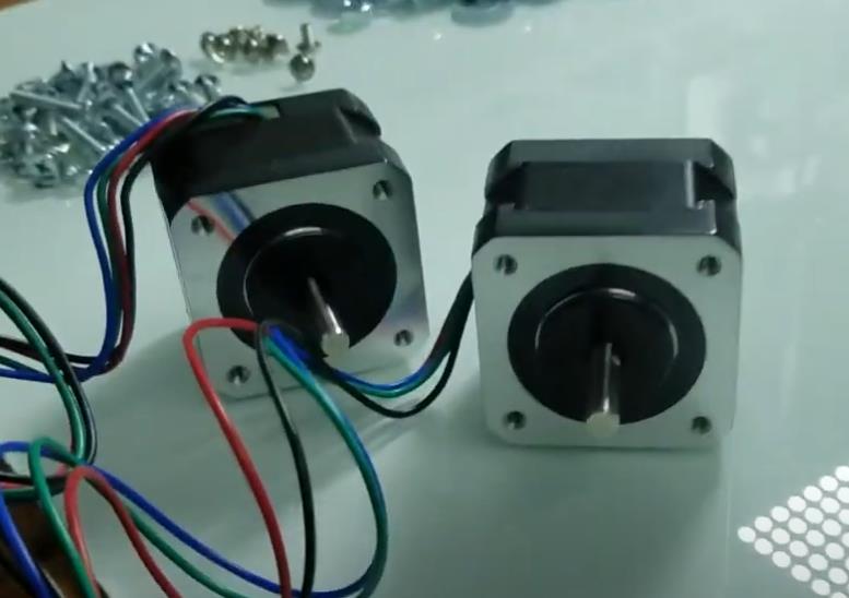 【Arduino 动手做】如何制作 DIY 平衡机器人 [我的经验]图1