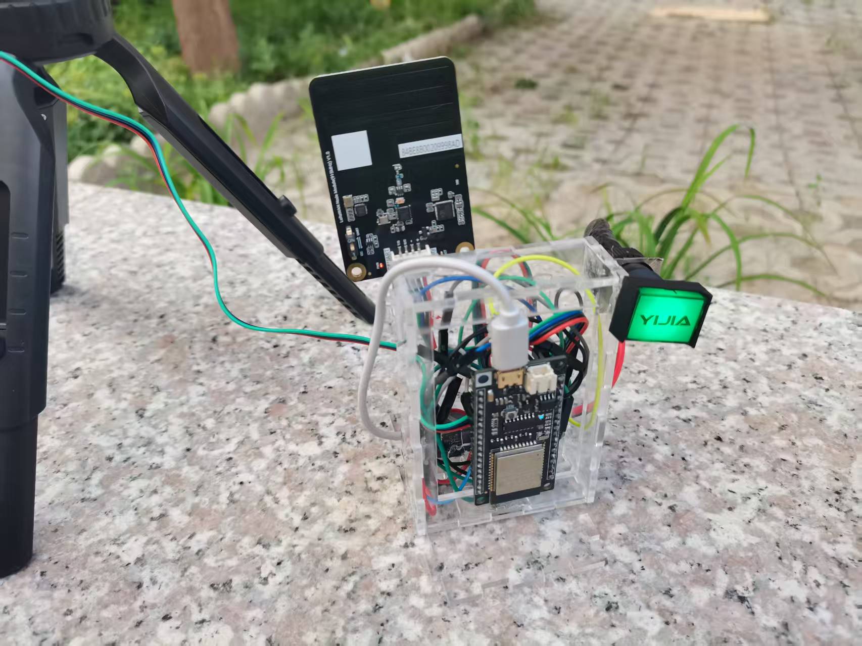 校园气象站：用LoRa+太阳能打造4公里级数据链路图7