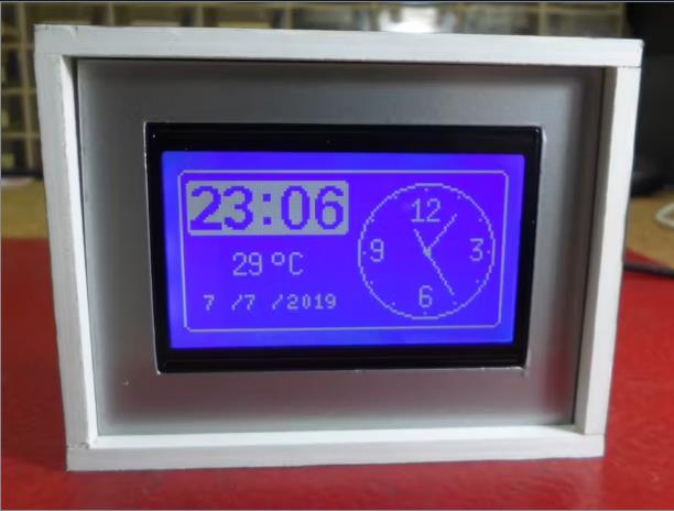 【Arduino 动手做】128x64 LCD 上的模拟、数字时钟和温度计图1