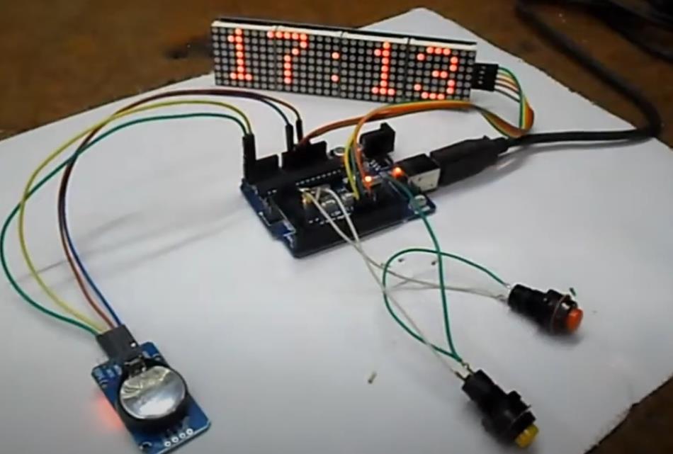【Arduino 动手做】多功能 Mini LED 矩阵模块 32x8 时钟图2