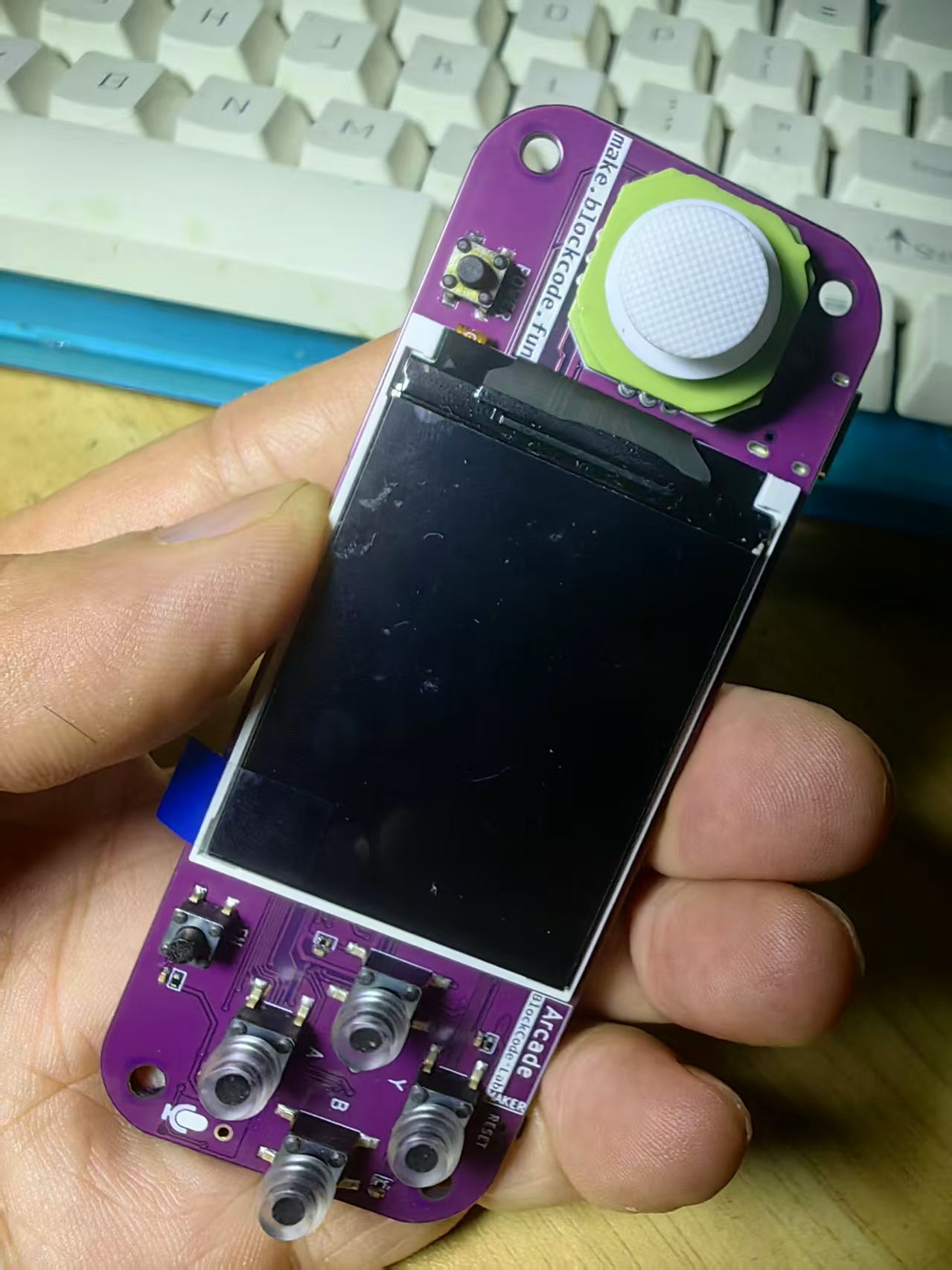 【花雕动手做】Scratch 创客版 ESP32S3 可编程游戏机开发板图3
