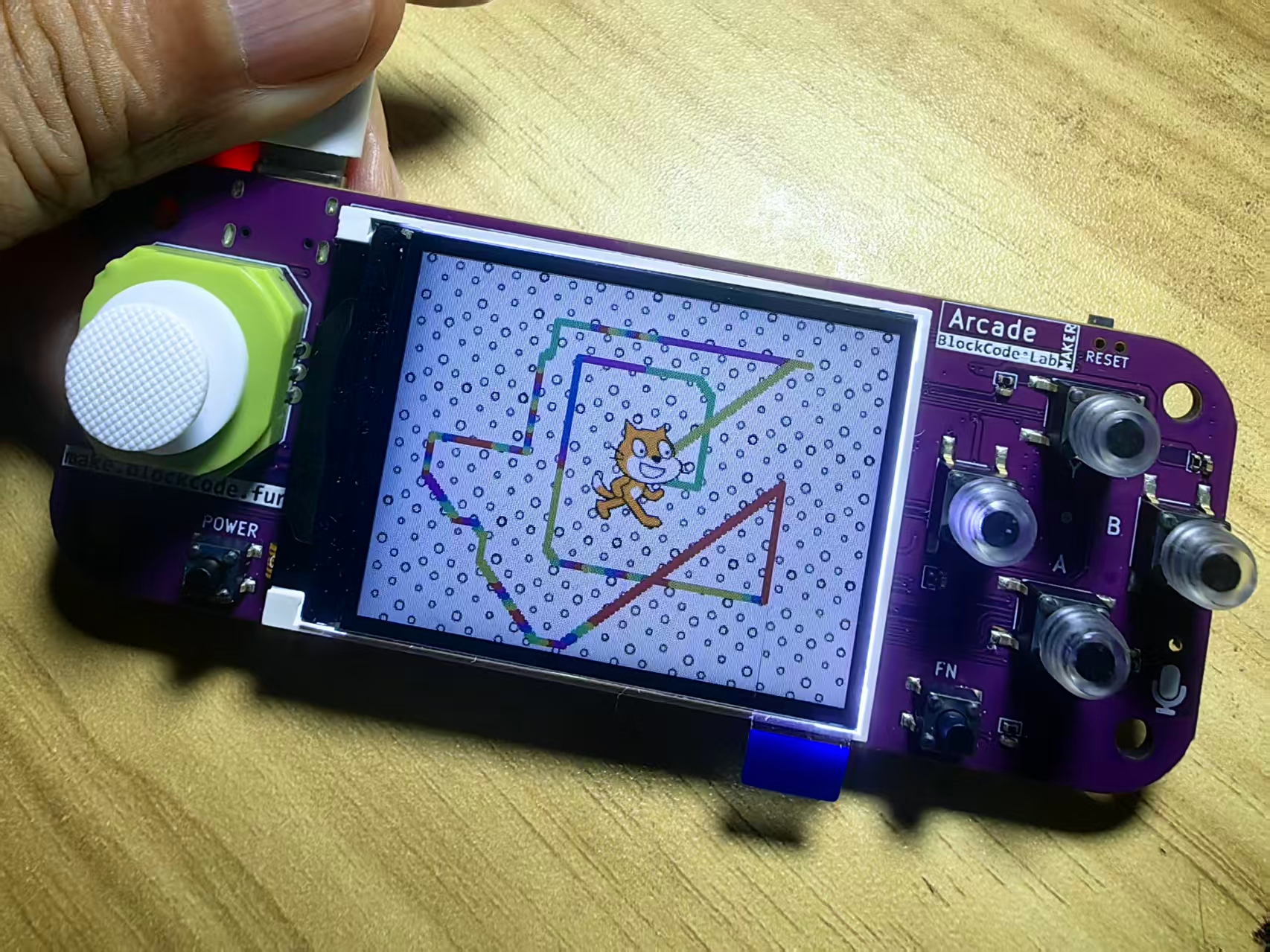 【花雕动手做】Scratch Arcade游戏ESP32S3开发板之彩色画笔图1