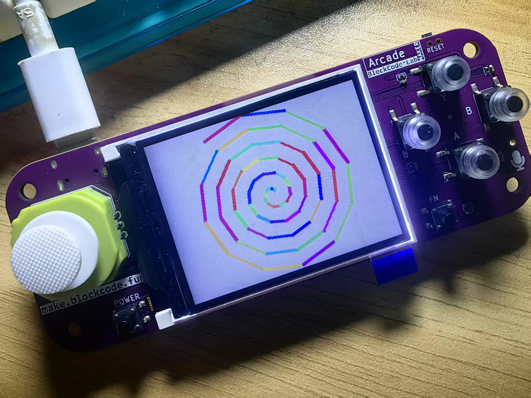 【花雕动手做】Scratch Arcade游戏ESP32开发板之多彩螺旋线图1