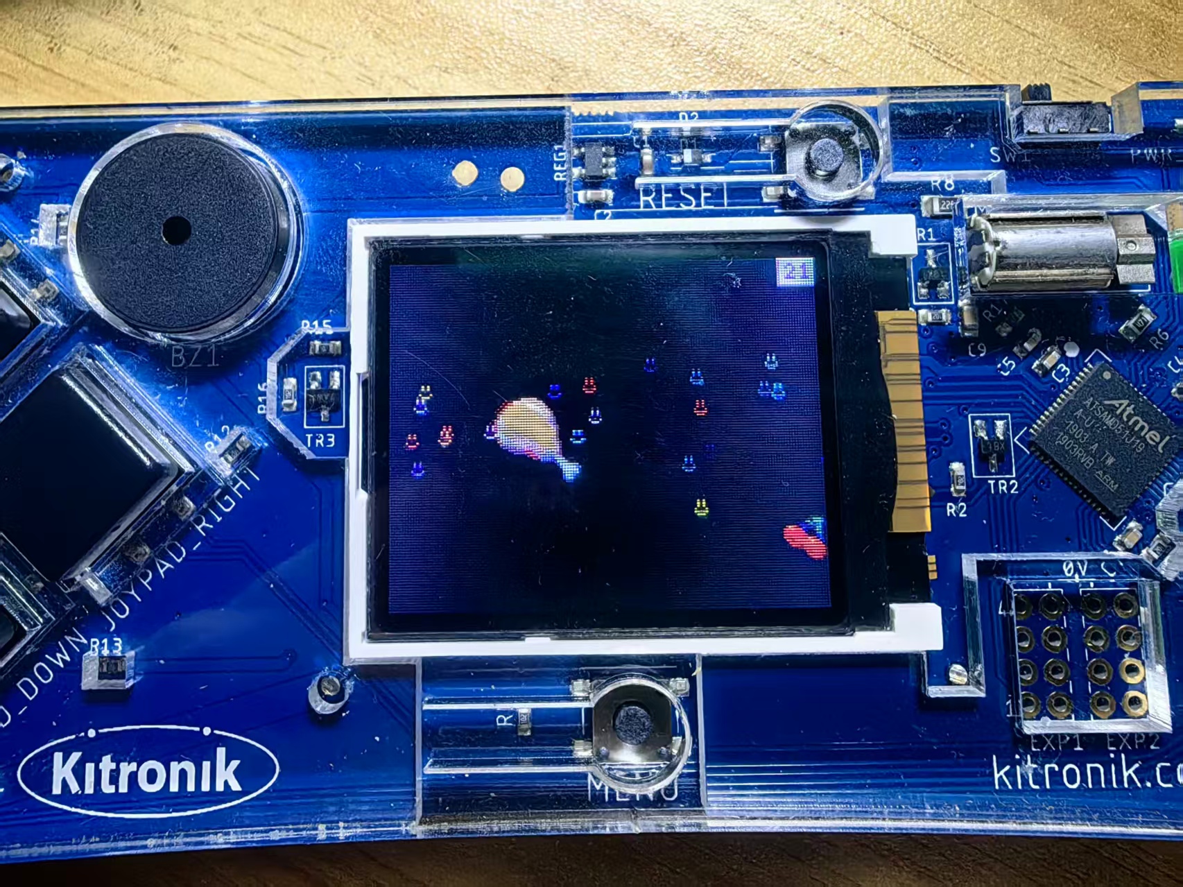 【花雕动手做】基于 Kitronik 可编程开发板之野餐食物图1