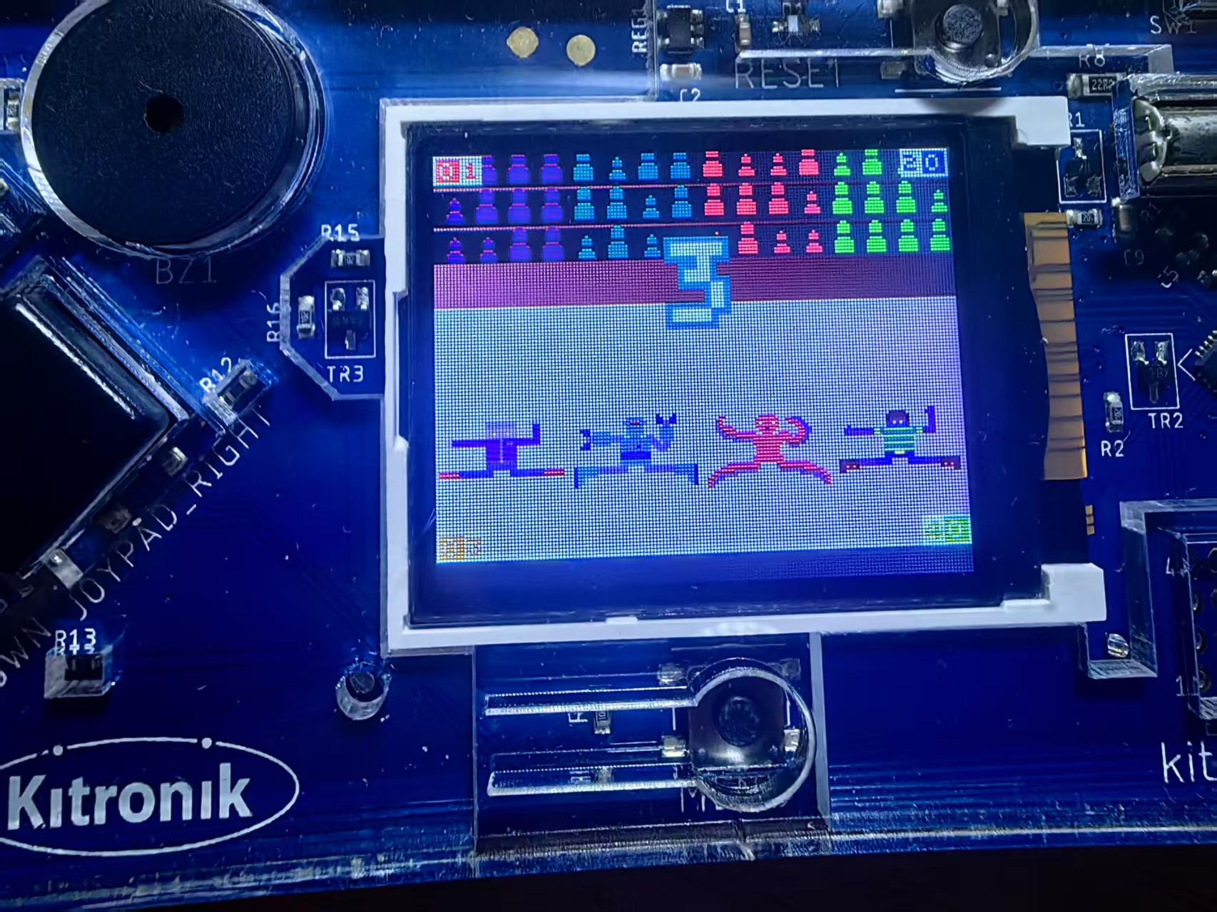 【花雕动手做】基于Kitronik可编程开发板之完美契合游戏图1