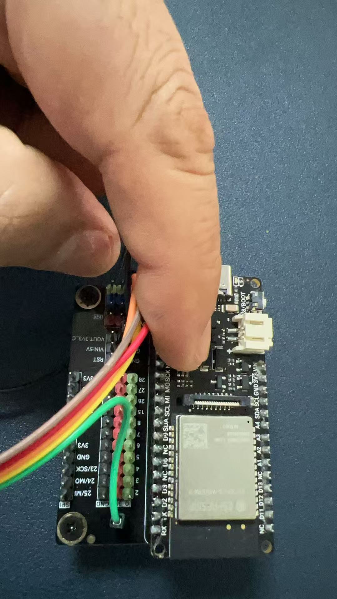ESP32-C5连载系列之透明LED你有我也有图5