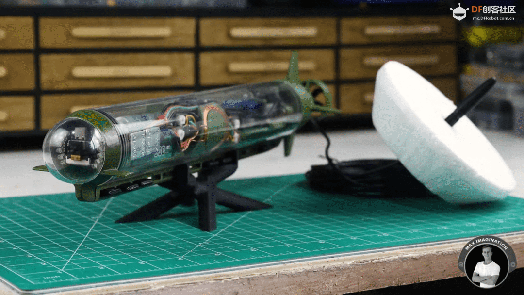 自制低成本 FPV 遥控潜水艇、无需 AI 的“飞蛾”无人机...封面3