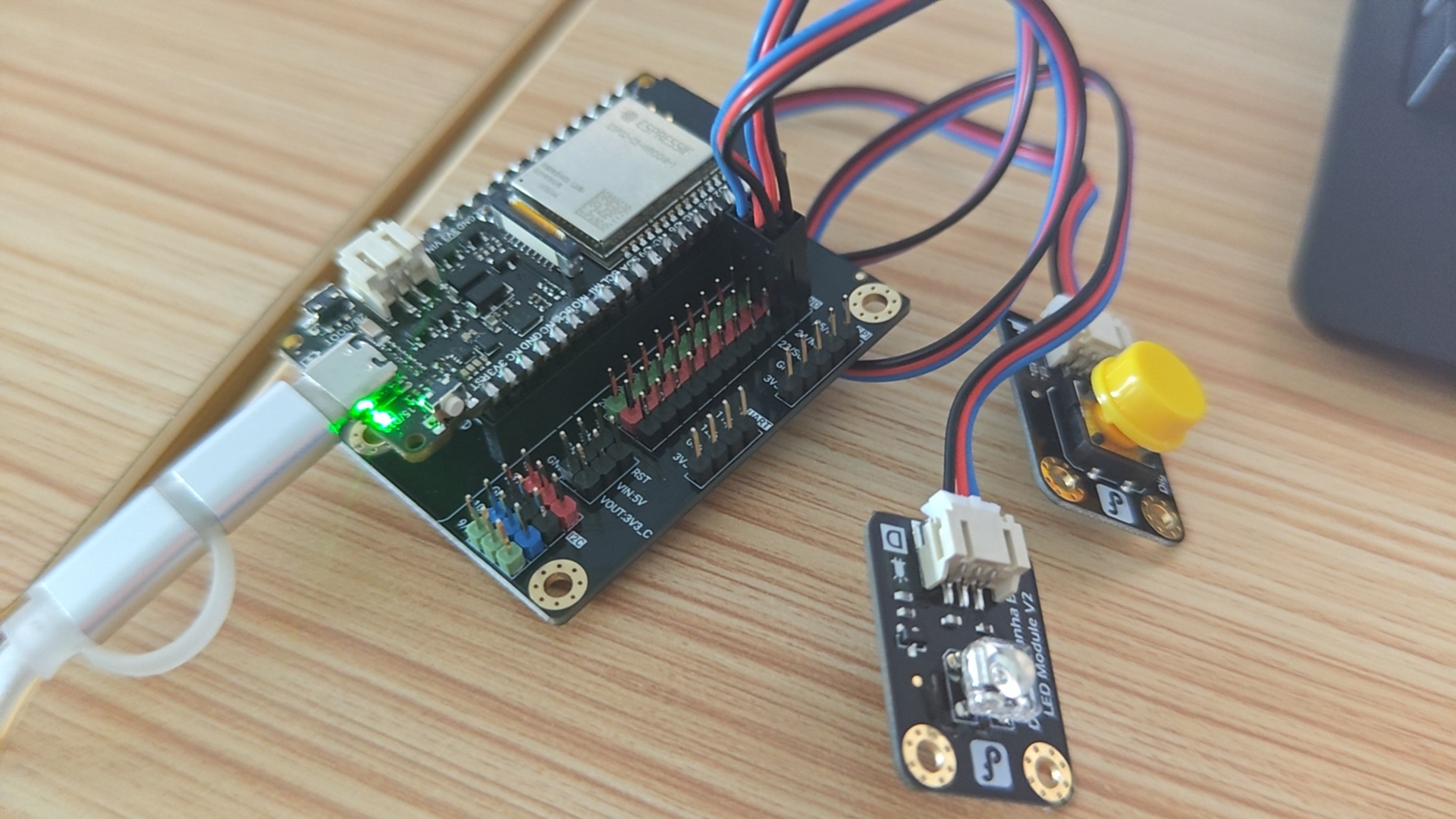 【FireBeetle 2 ESP32-C5】按钮灭灯图2