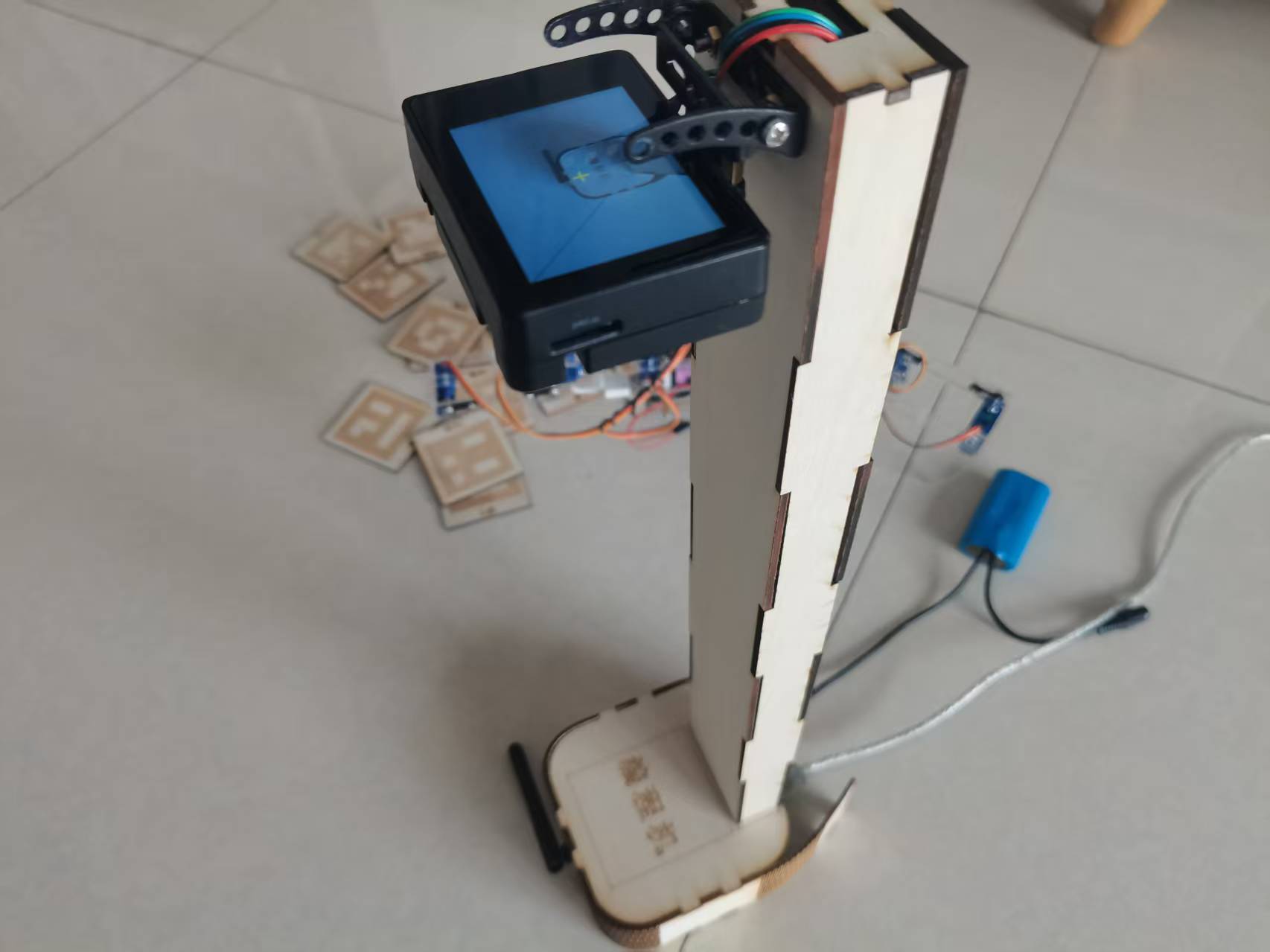 二哈2“标签编程师”：给孩子一台无屏幕编程机器人封面3