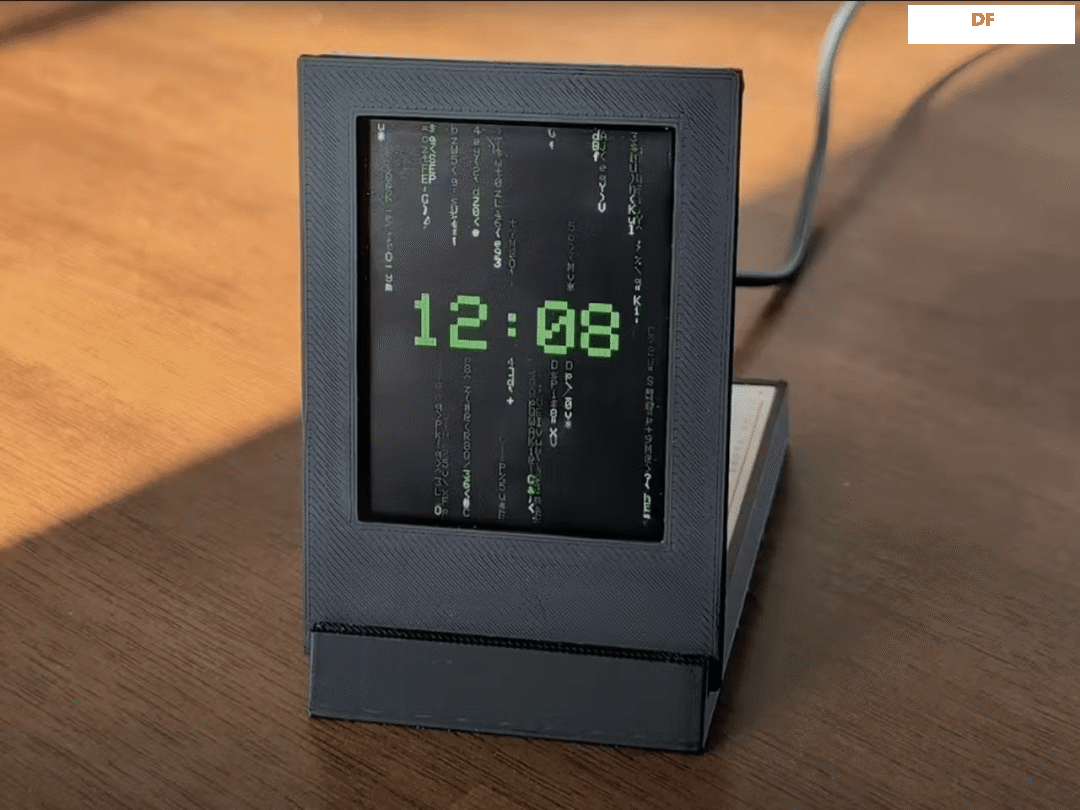 炫酷霓虹管时钟、ESP32 微型桌面显示器、毛毛虫仿生机...封面3