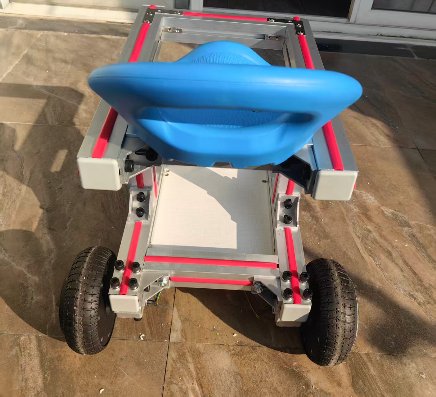 【花雕动手做】搭建6.5 寸轮毂电机4040铝材机器人底盘图3