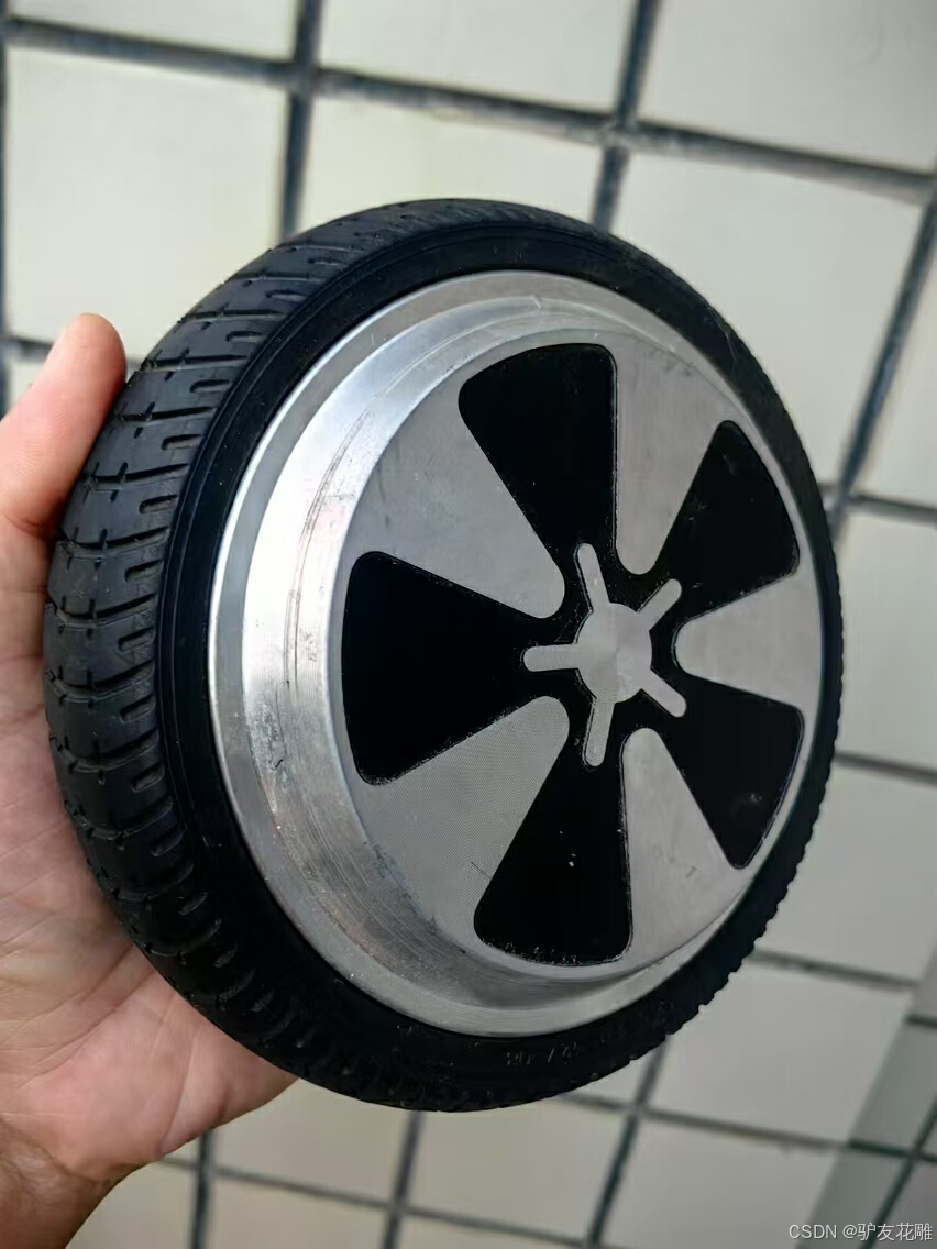 【花雕学编程】使用6.5寸轮毂电机的自动跟随机器人底盘图3