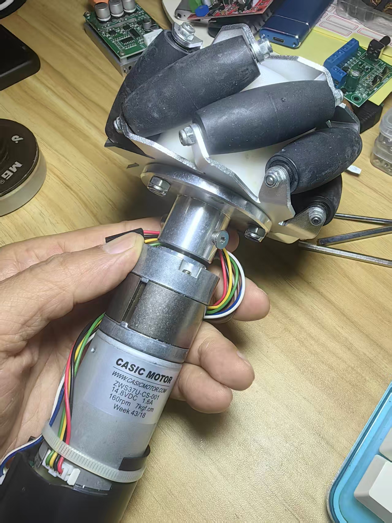 【花雕动手做】拆解 CASIC MOTOR 无刷减速电机（14.8V）图2
