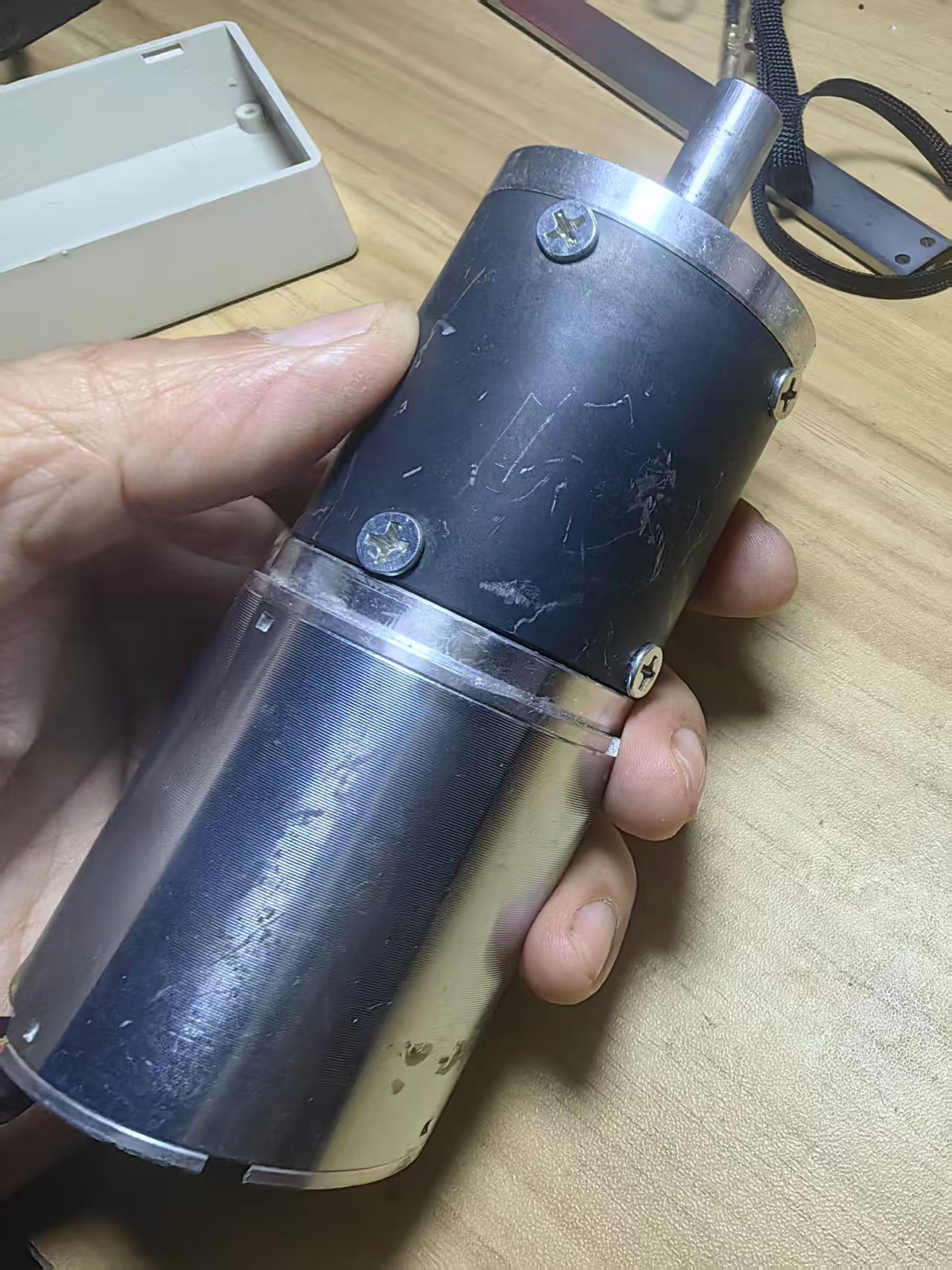 【花雕动手做】拆解钕强磁 47mm 金属行星减速无刷电机图1