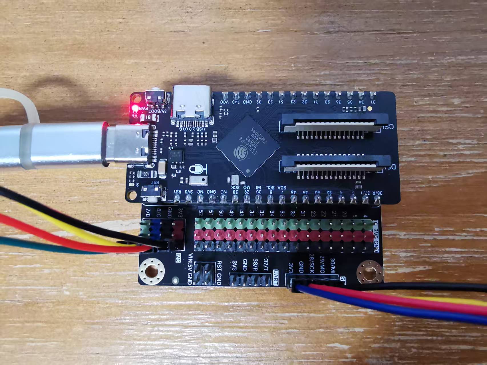 FireBeetle 2 ESP32 P4套装开箱和双OLED屏驱动图10