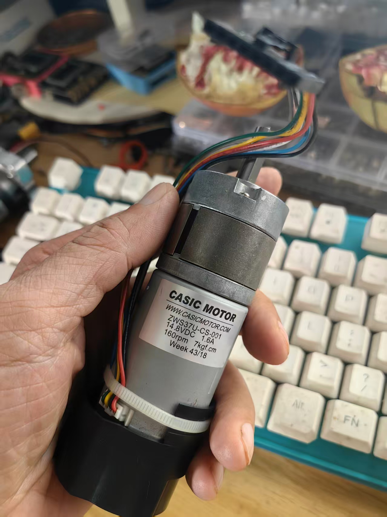 【花雕动手做】拆解 CASIC‑MOTOR ZWS37U 无刷行星减速电机图1