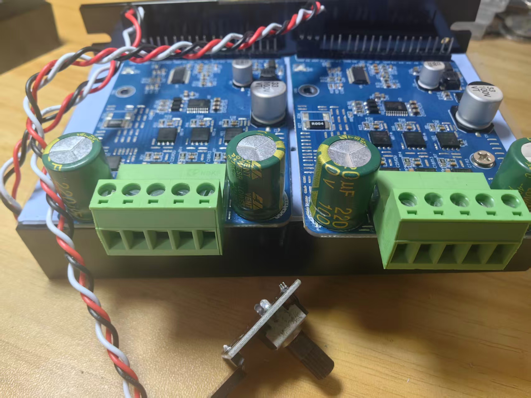 【花雕动手做】无刷有霍尔 FOC 开发板 1600W 驱动控制器图1