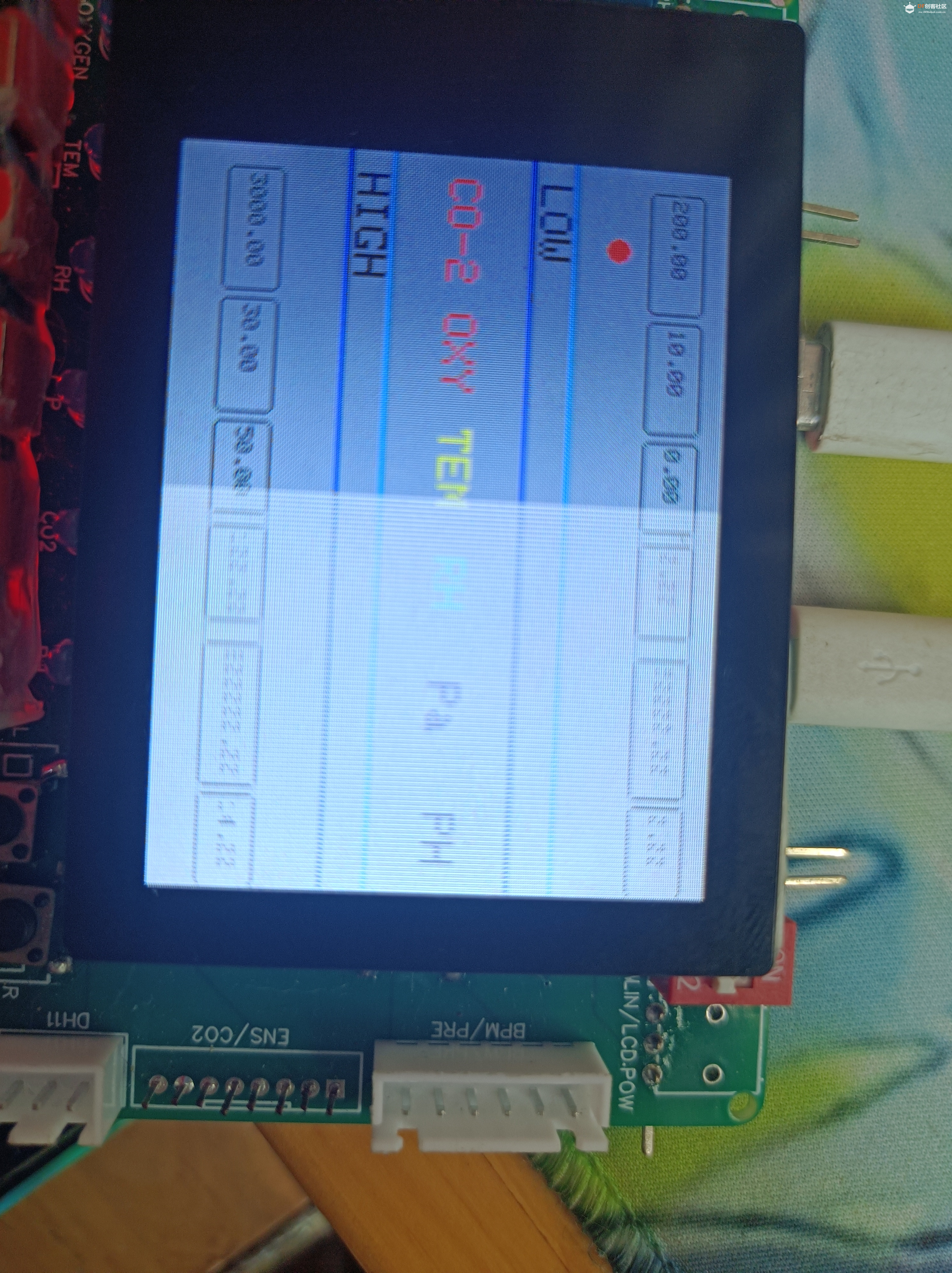 ESP32屏幕ST7789右侧有线问题排查_image_3.webp