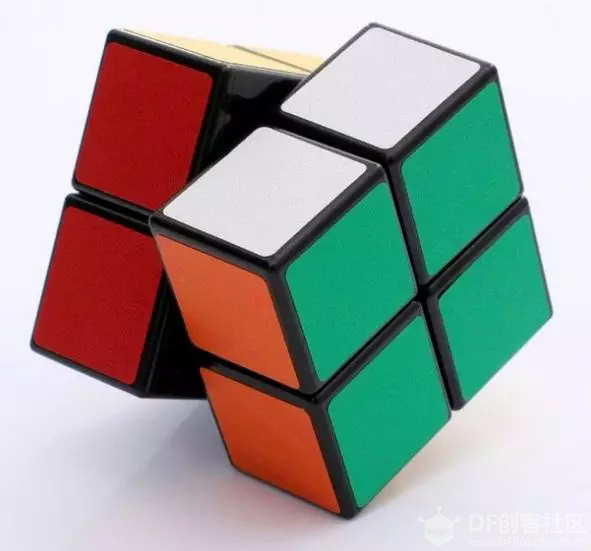 STEM教育 · 魔方还原技巧与竞速运动_image_3.webp
