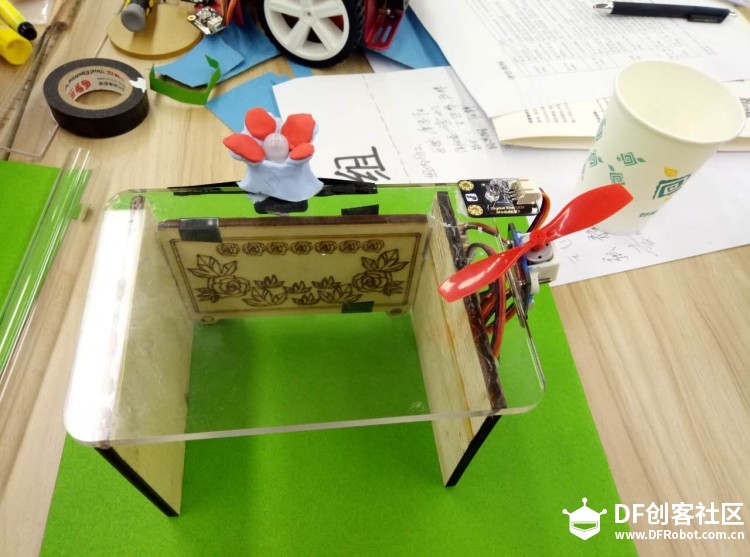 STEM教育 · 基于造物粒子套件的智能课桌制作_image_30.webp