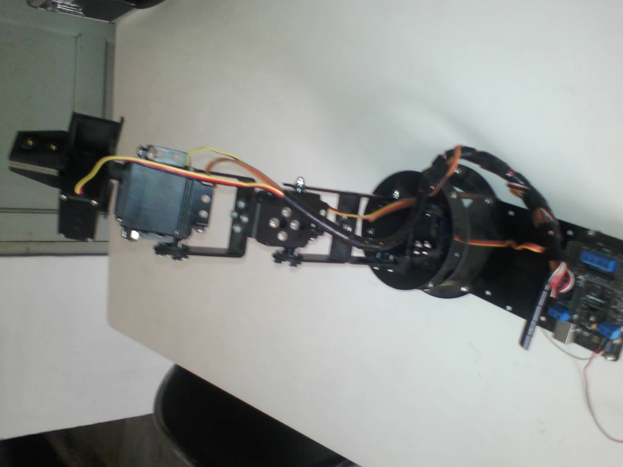 DFRduino I/O Expansion V5.0 · 如何让机械手臂动起来_image_6.webp
