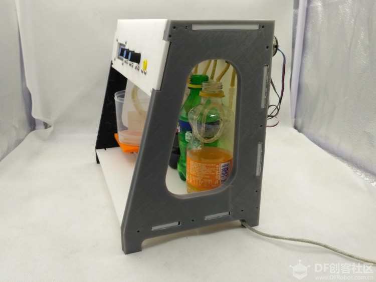 Arduino · 饮料混合机器：精准调制与语音提示_image_6.webp