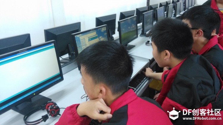STEM教育 · Arduino第一次亲密接触_image_3.webp