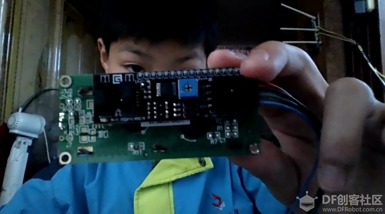 液晶显示屏如何接在主板上 > 技术问答_image_9.webp