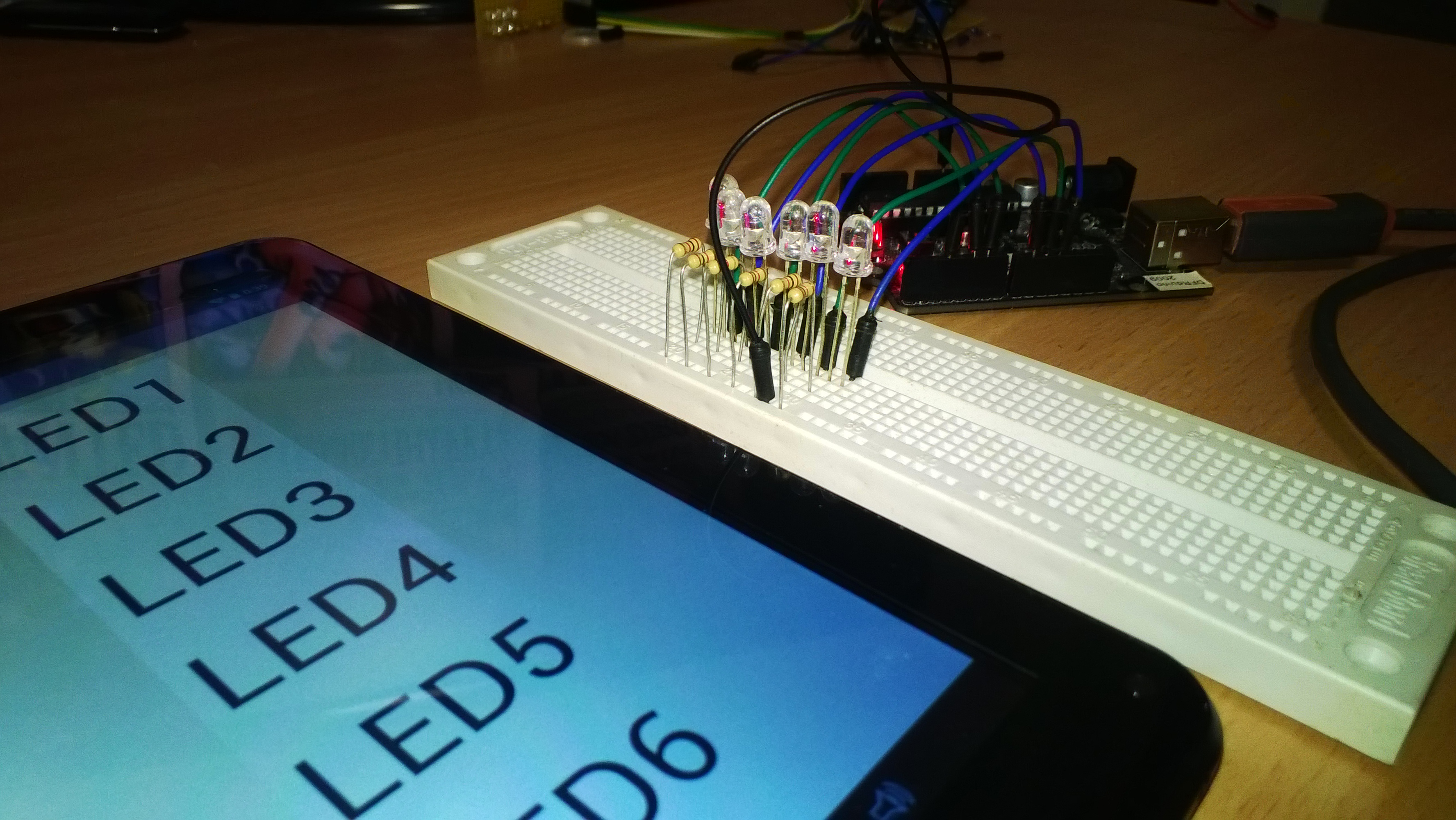 USB控制LED · 安卓平板与Arduino串口通信_image_9.webp