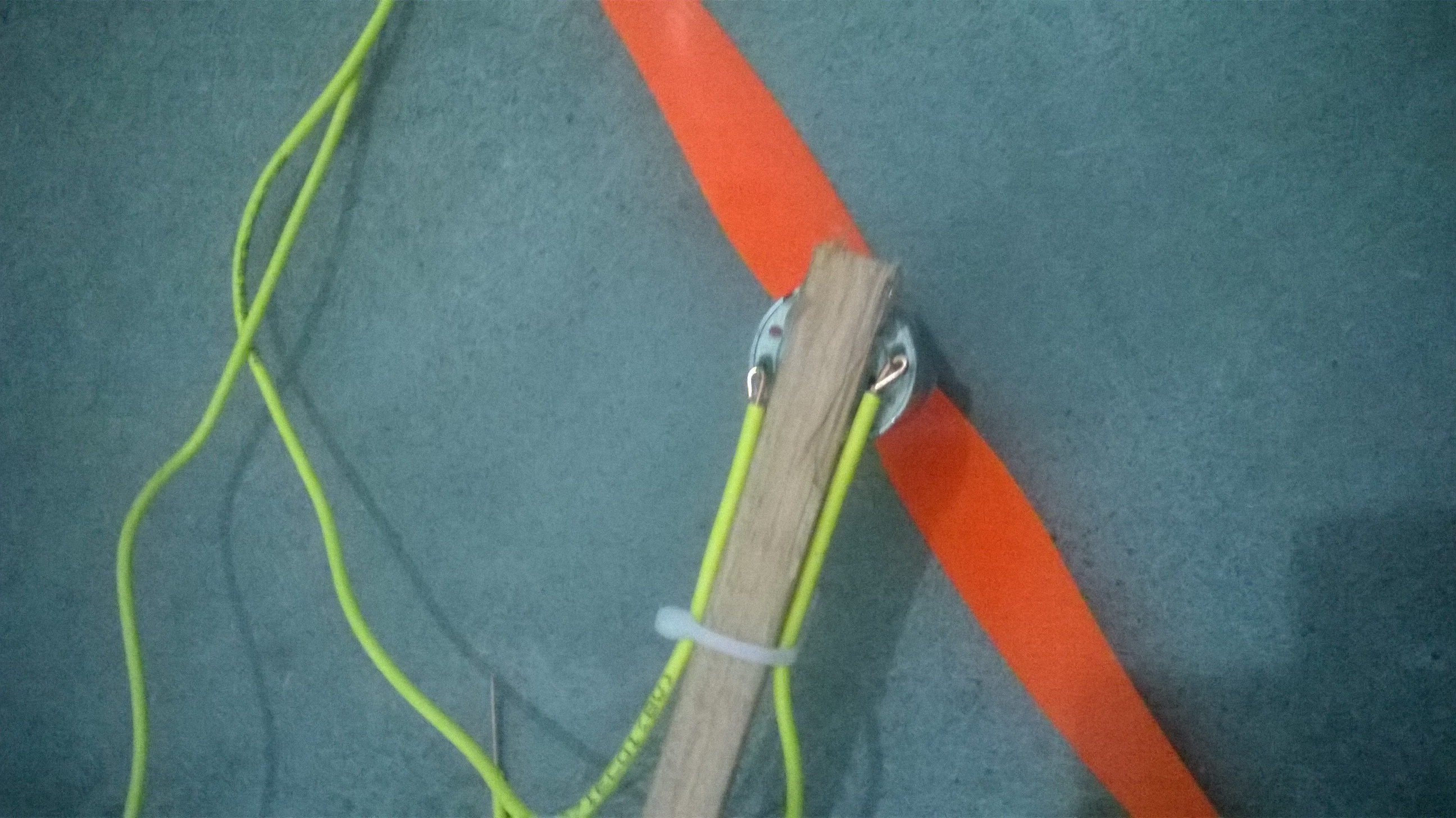低成本四轴飞行器DIY > 用简单材料实现_image_63.webp