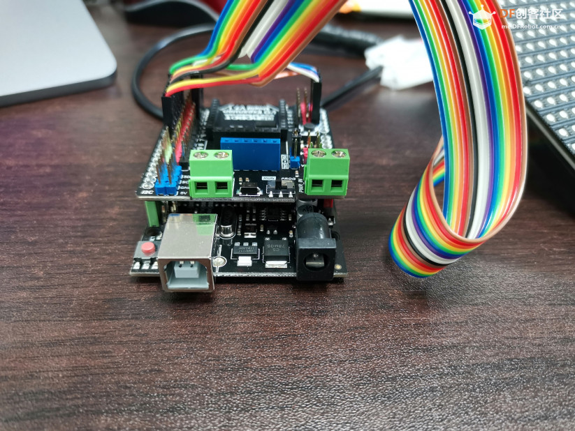 Arduino Uno + 16*32点阵屏 · 实现中文汉字滚动显示_image_9.webp