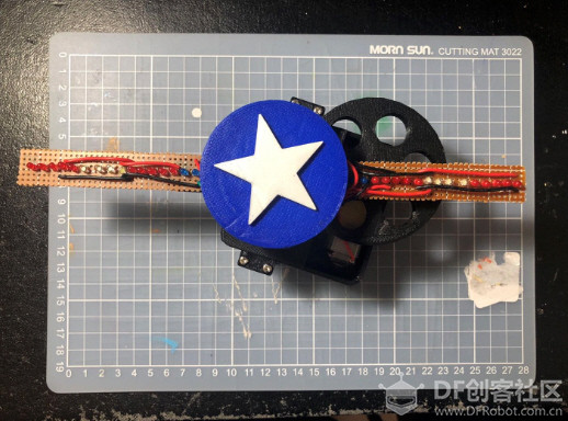 STEM教育 · 造一个美队的LED电子护盾Shield_image_3.webp