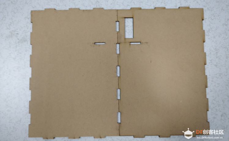 STEM教育 · 基于KNN算法的智能分类垃圾桶模型设计与制作_image_3.webp